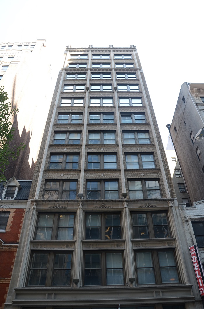 Photo 1 of 31 East 28th Street 11W, Midtown East, NYC, $9,500, Web #: 22449568