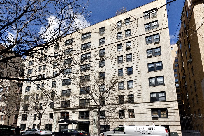 Photo 1 of 17 West 71st Street 2C, Upper West Side, NYC, $6,800, Web #: 21846634
