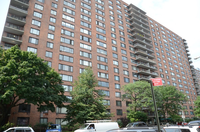 Photo 1 of 400 Central Park West 5X, Upper West Side, NYC, $3,995, Web #: 18782596