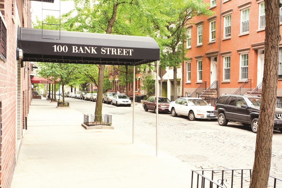 Photo 1 of 100 Bank Street 5A, West Village, NYC, $940,000, Web #: 20085134