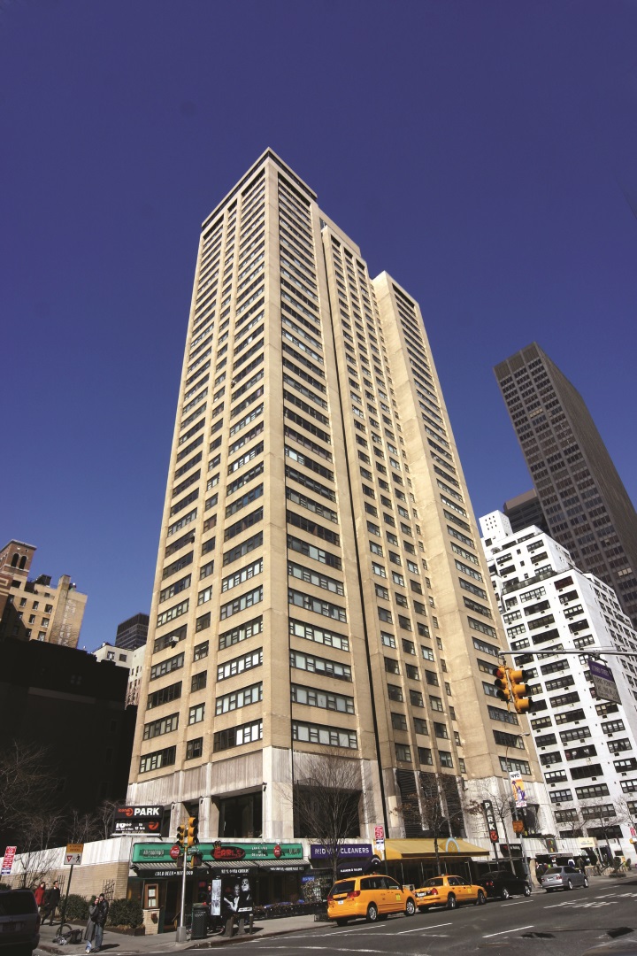 Photo 1 of 160 East 38th Street, Midtown East, NYC, $690,000, Web #: 21056545