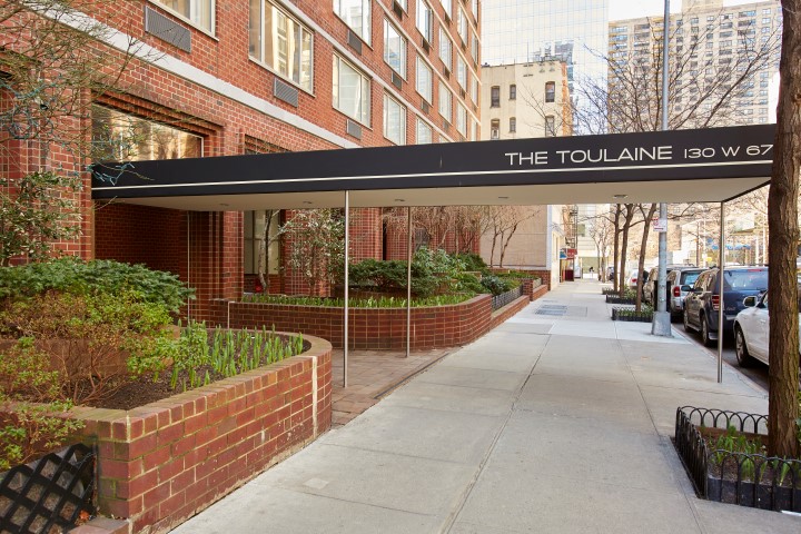 Photo 1 of 130 West 67th Street 5L, Upper West Side, NYC, $4,800, Web #: 23035747